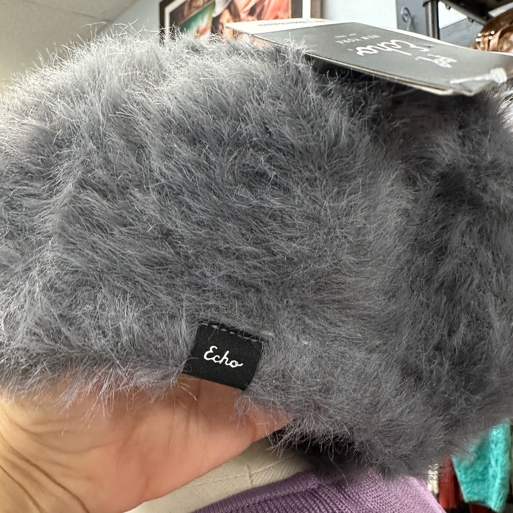 Echo New York Plush Fuzzy Hat โ Gray โ NWT